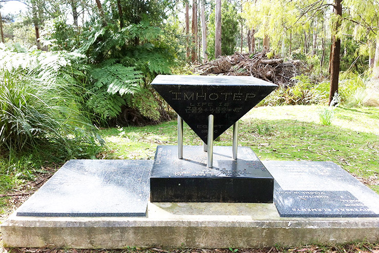 Tasmania’s Mysterious Monuments: Decoding the Work of Ian Sykes